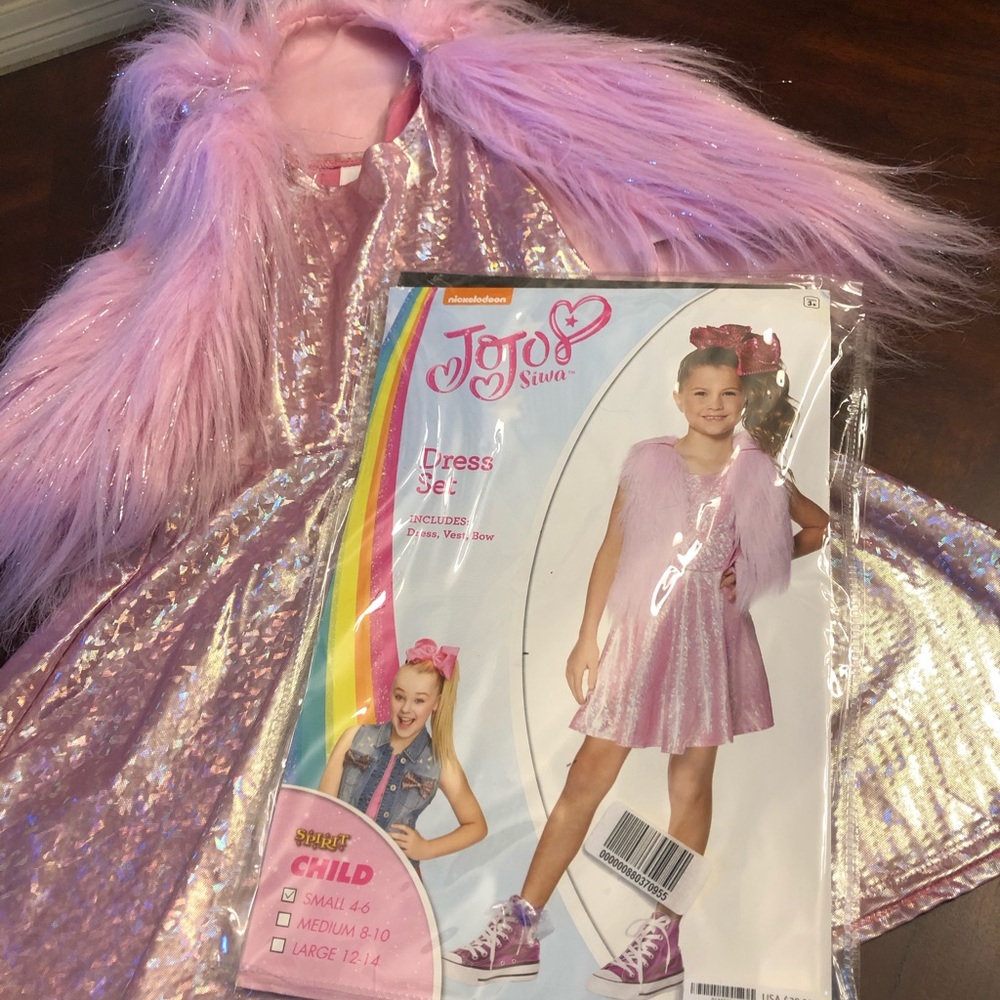 Jo Jo Siwa costume